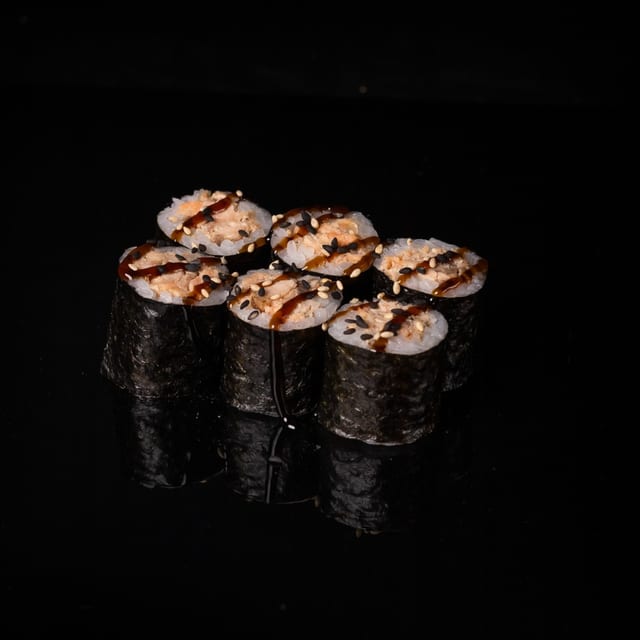 Hosomaki with Eel.