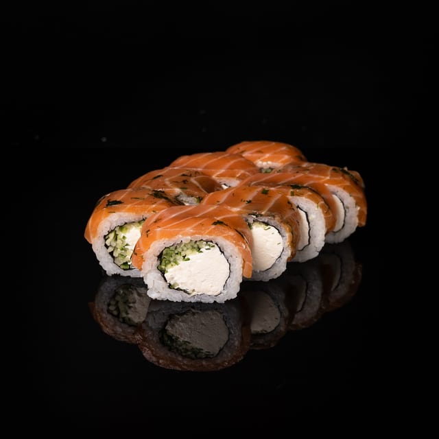 Philadelphia Gravlax Salmon Roll.
