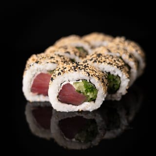 California Tuna in Sesame Roll